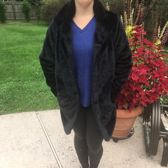 Faux Fur Jacket - Picture 3 of 5